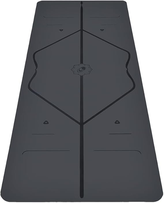 Liforme Original Yoga Mat – Free Yoga Bag Included – Patented Alignment System, Warrior-like Grip, Non-slip, Eco-friendly, sweat-resistant, long, wide, 4.2mm thick mat for comfort Visit the LIFORME Store